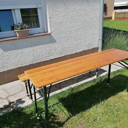 Domus Nostra Apartamento Lovinac  Exterior foto
