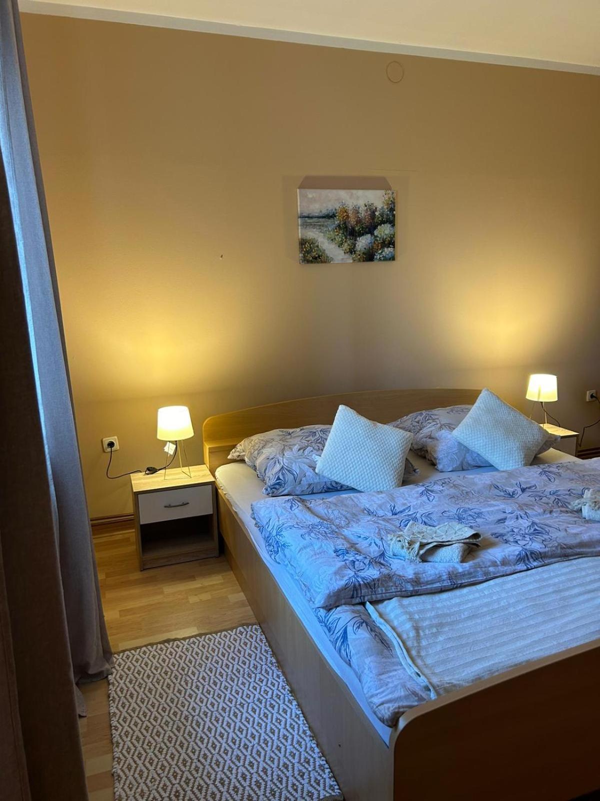Domus Nostra Apartamento Lovinac  Exterior foto