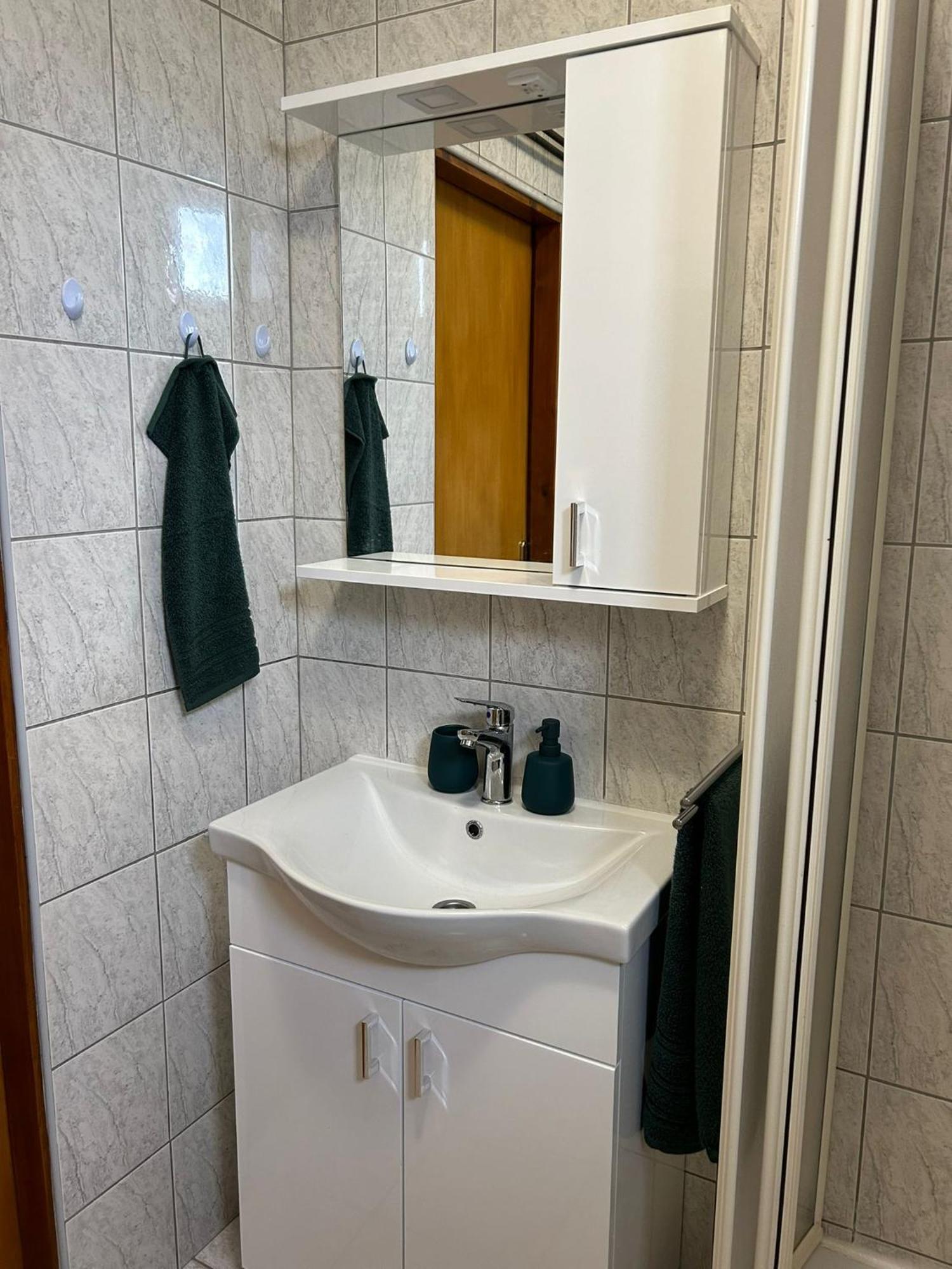 Domus Nostra Apartamento Lovinac  Exterior foto