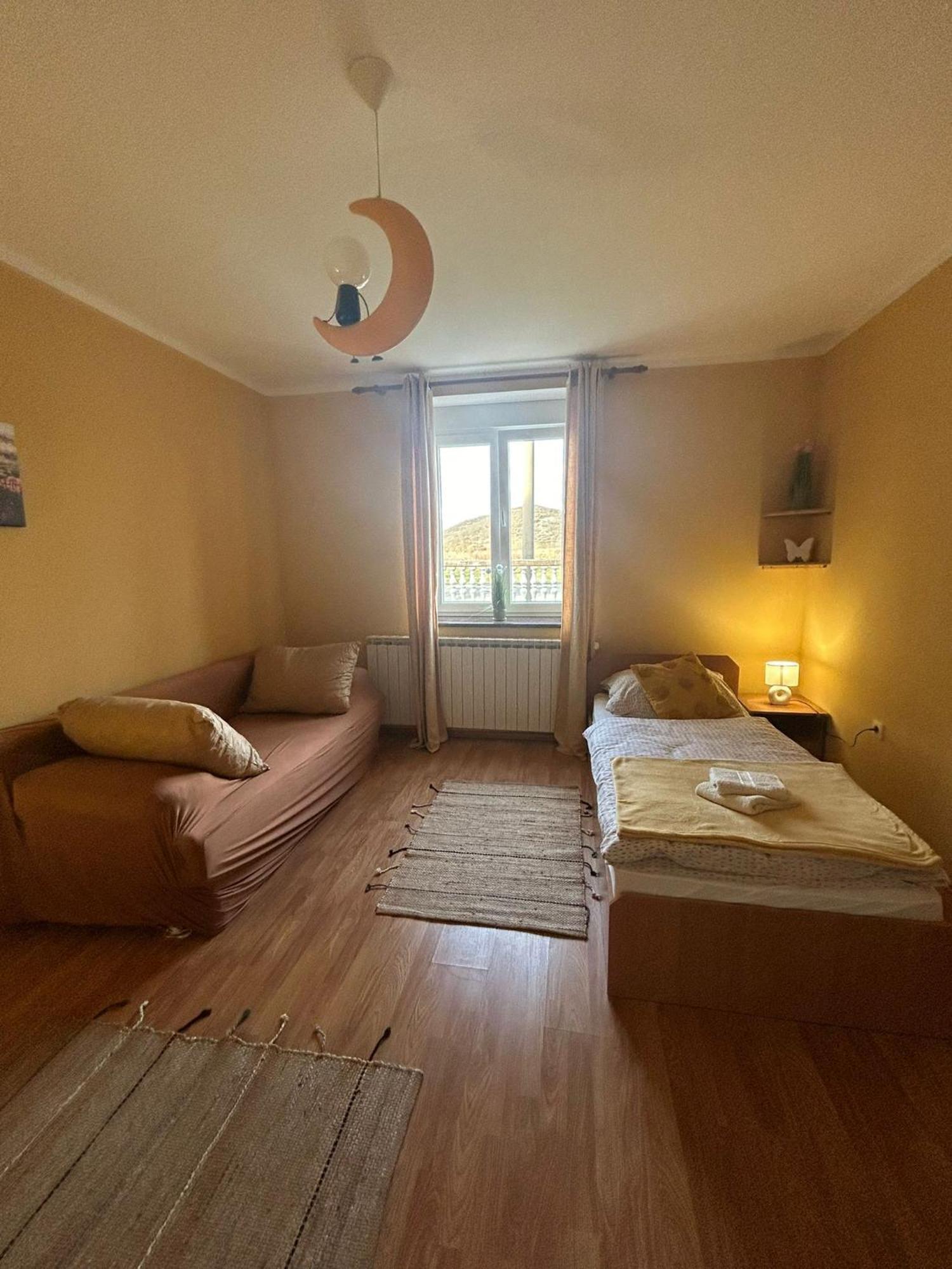 Domus Nostra Apartamento Lovinac  Exterior foto